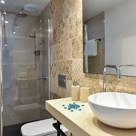 Off Triana Apartment