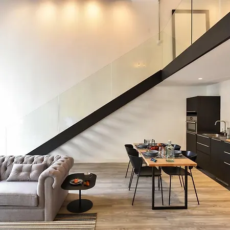 Off Triana Apartment