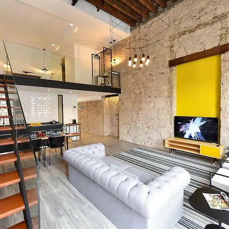 Apartment Off Triana