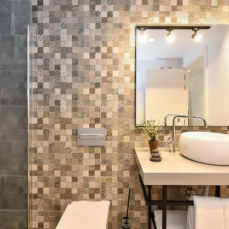 Off Triana Apartment